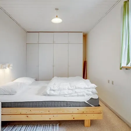 Hébergement de vacances Launo - 150m To The Fjord By Interhome *