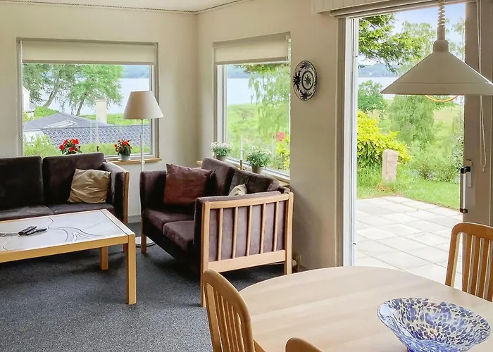 Launo - 150m To The Fjord By Interhome Feriehus *