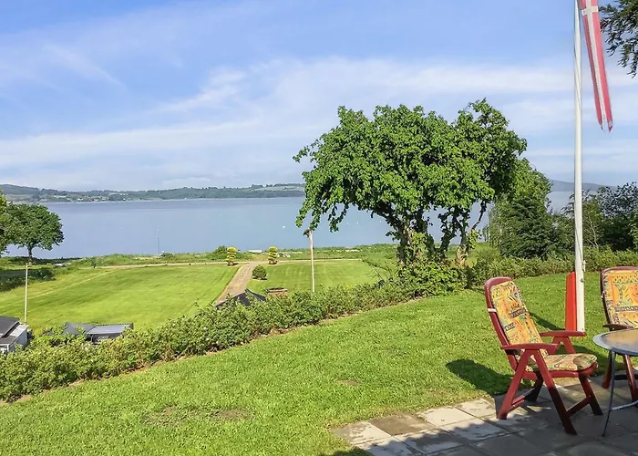 Launo - 150m To The Fjord By Interhome Feriehus