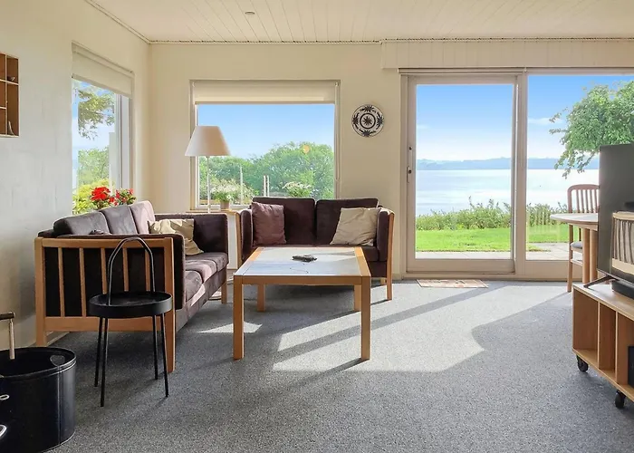 Launo - 150m To The Fjord By Interhome Feriehus